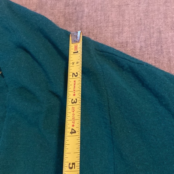 Sweater - Picture 6 of 7